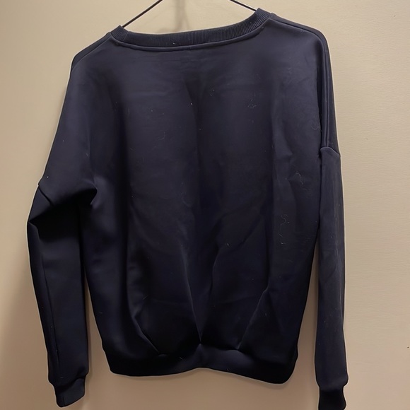 Guess sweatshirt - Picture 3 of 6